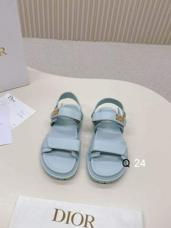 Picture of Dior Shoes _SKUDiorsz35-40RW07123341